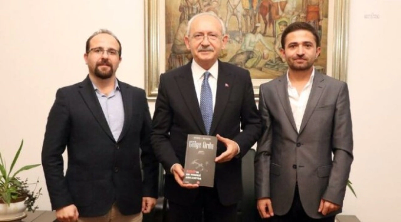 Kılıçdaroğlu “SADAT” kitabının yazarlarıyla görüştü