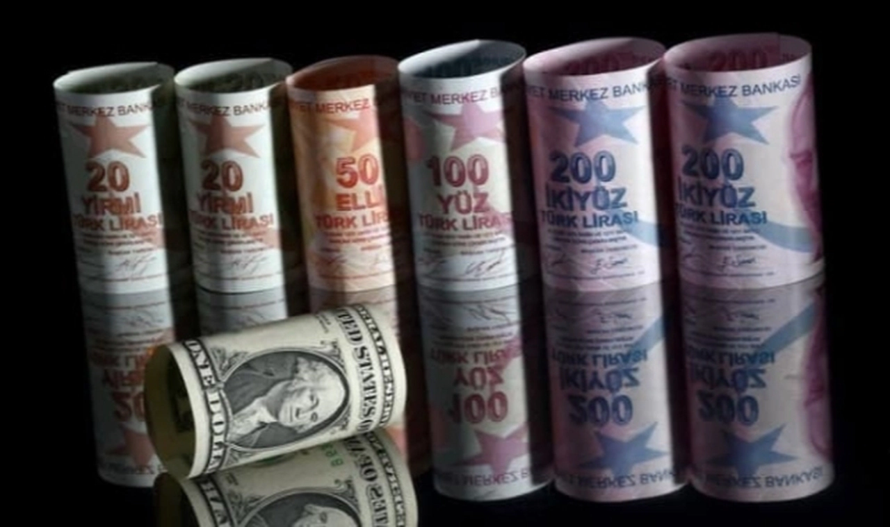 Kur korumalı mevduat büyüklüğü haftalık bazda ilk kez düştü