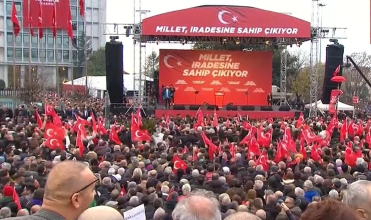 Altılı Masa, İmamoğlu için Saraçhane'de
