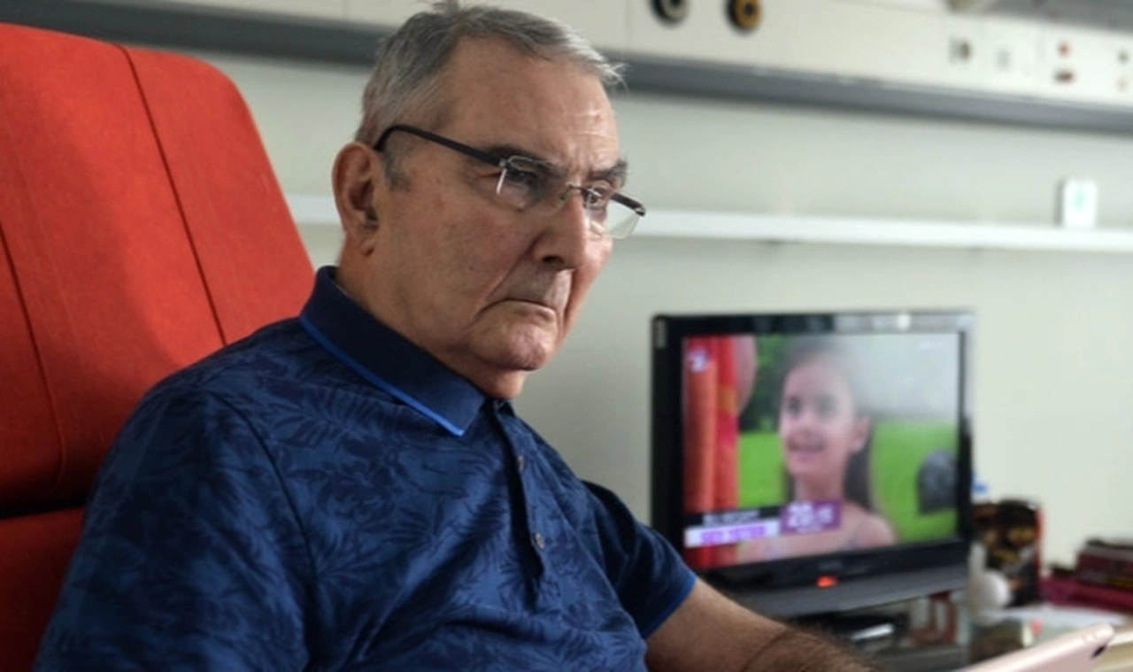 Deniz Baykal: CHP ve Kılıçdaroğlu çok önemli işler yapıyor