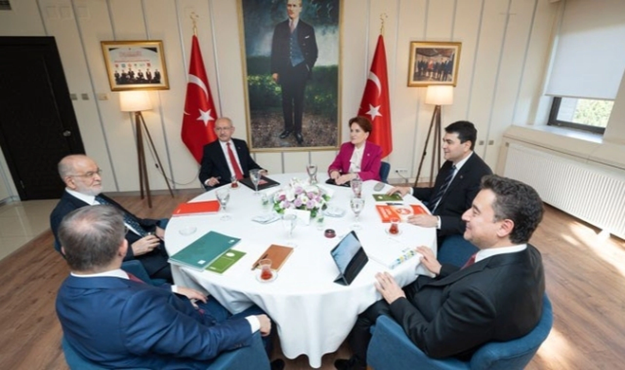 Kulis: Altılı masanın geçiş modeli hazır, yol haritası tamam