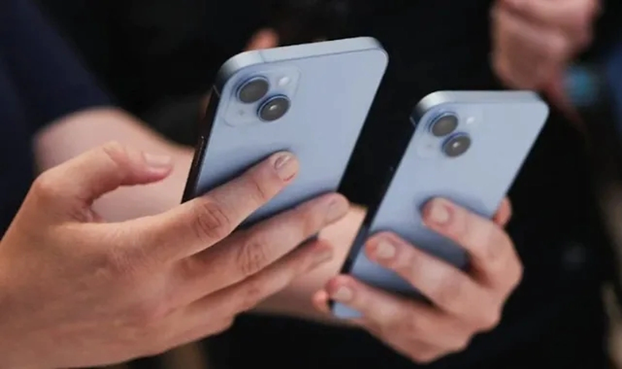 Apple’dan yeni zam: iPhone 14 fiyatları yenilendi