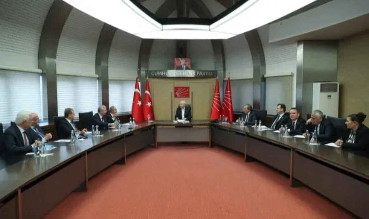 Yılmaz Büyükerşen: “Adaylığına destek verdiğimizi hep söylüyoruz, biliniyor artık”