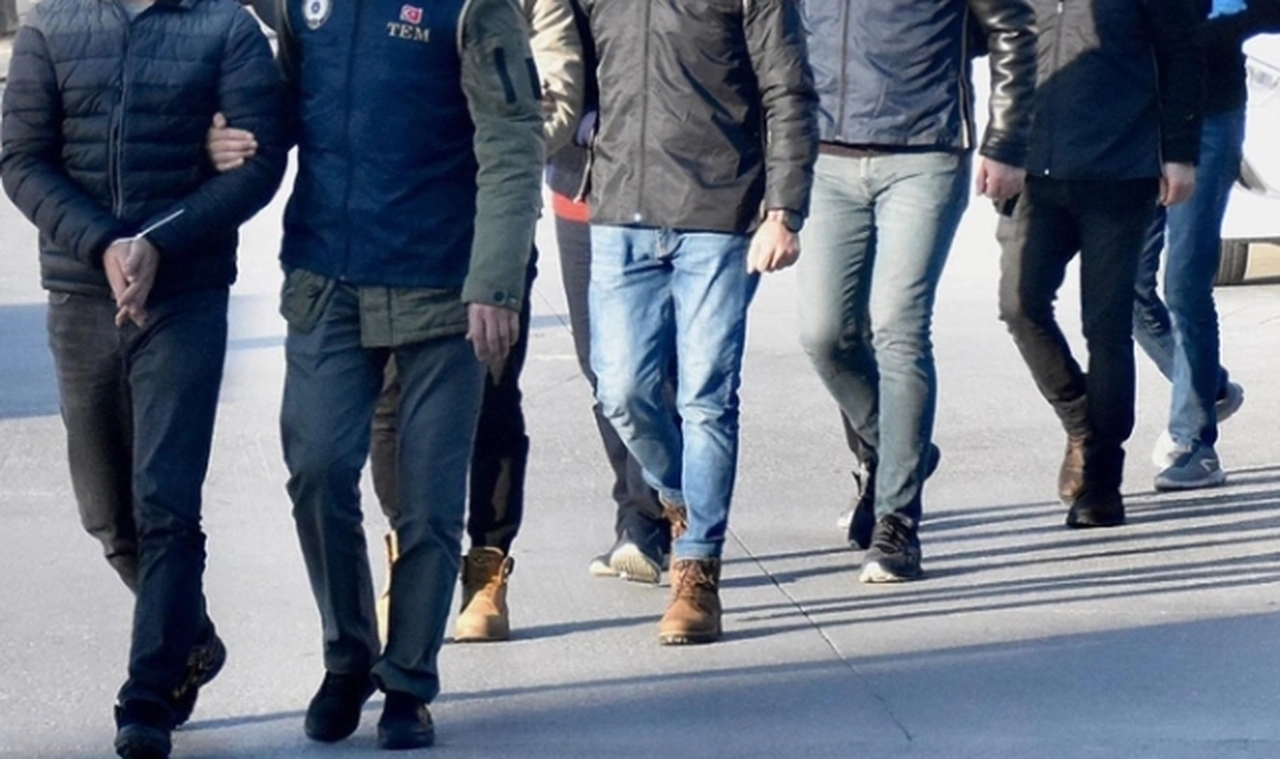 Ataşehir Belediyesi'ne yolsuzluk operasyonu