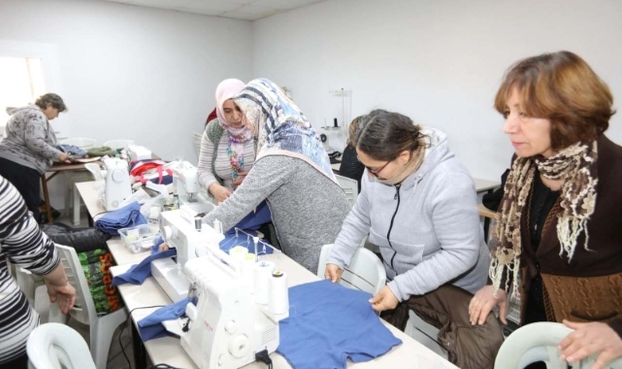 Bayraklı’dan ‘sıcak’ dayanışma