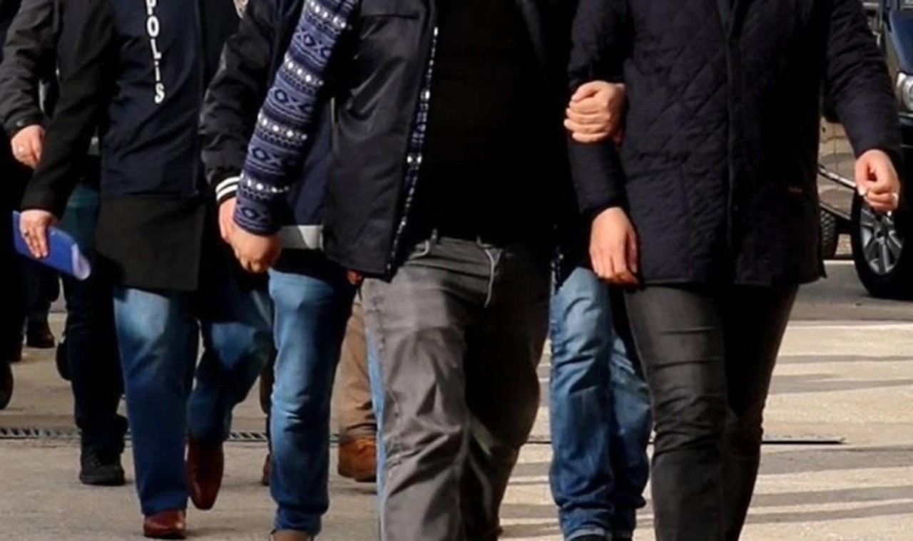 Gaziantep'te 7 kişi deprem soruşturmasında tutuklandı
