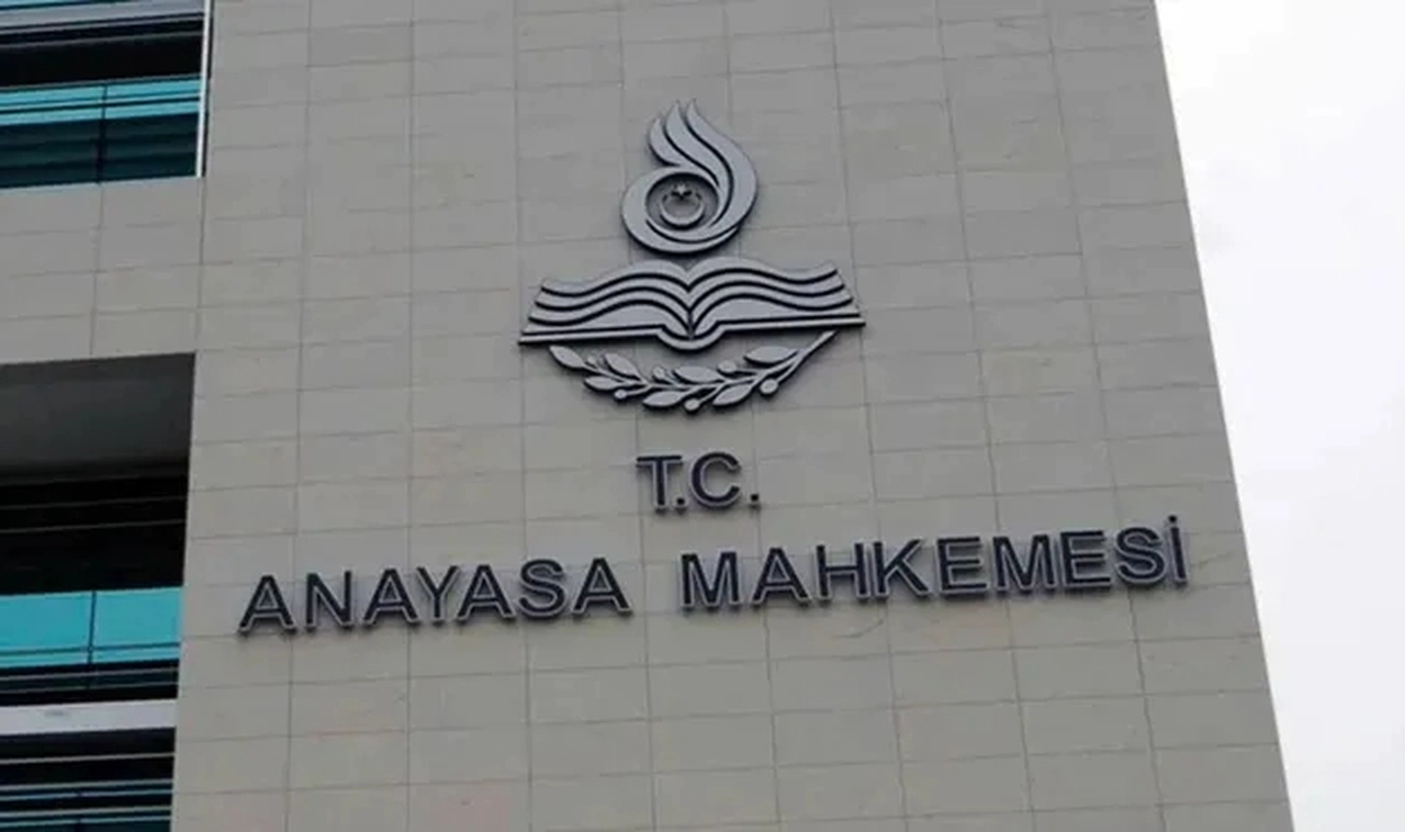 AYM, 15 Temmuz OHAL kararnamesindeki bazı hükümleri iptal etti