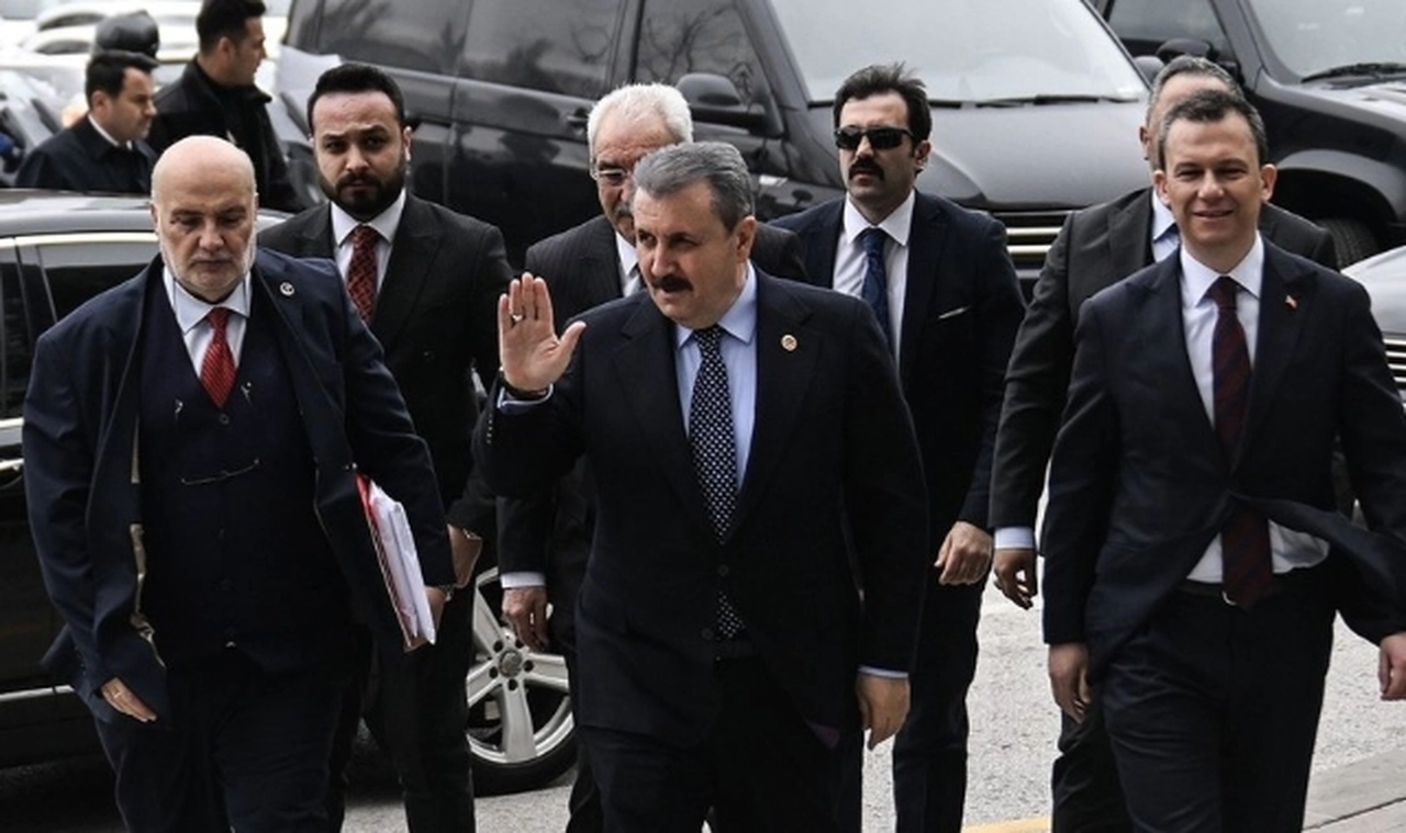 Destici: BBP kendi ismi, logosu ve adaylarıyla seçime katılacak