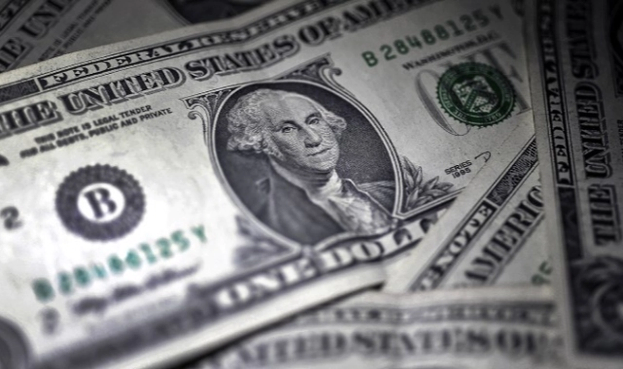 Dolar, 19 TL'yi aştı
