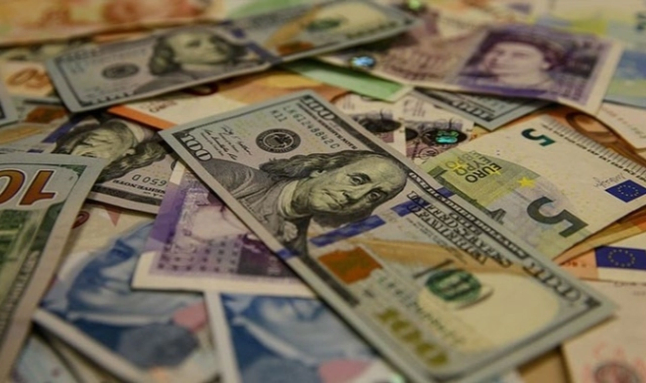 Döviz fiyatlarında son durum: Dolar, 19 liranın üzerinde