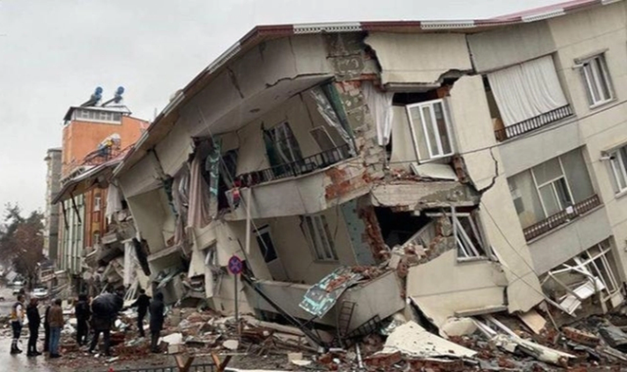 EGM açıkladı! Sosyal medyada depremle ilgili provokasyon yapan 621 hesap yöneticisi hakkında işlem başlatıldı