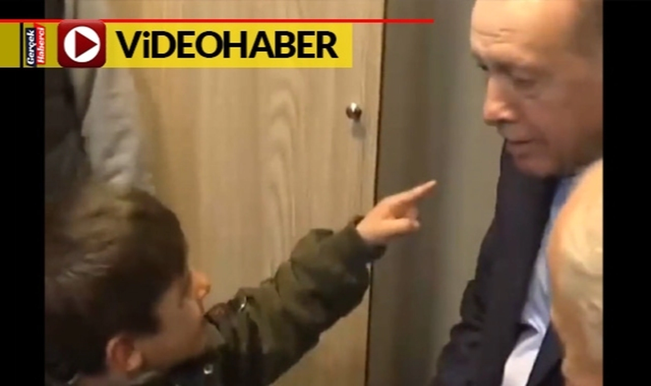 Görüşme sırasında depremzede bir çocuk: “Sana Tayyip dede diyeceğiz”