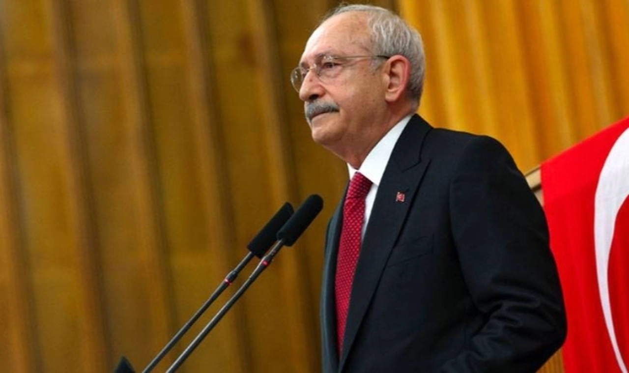 Kılıçdaroğlu, Twitter profiline '13. Cumhurbaşkanı adayı' yazısını ekledi