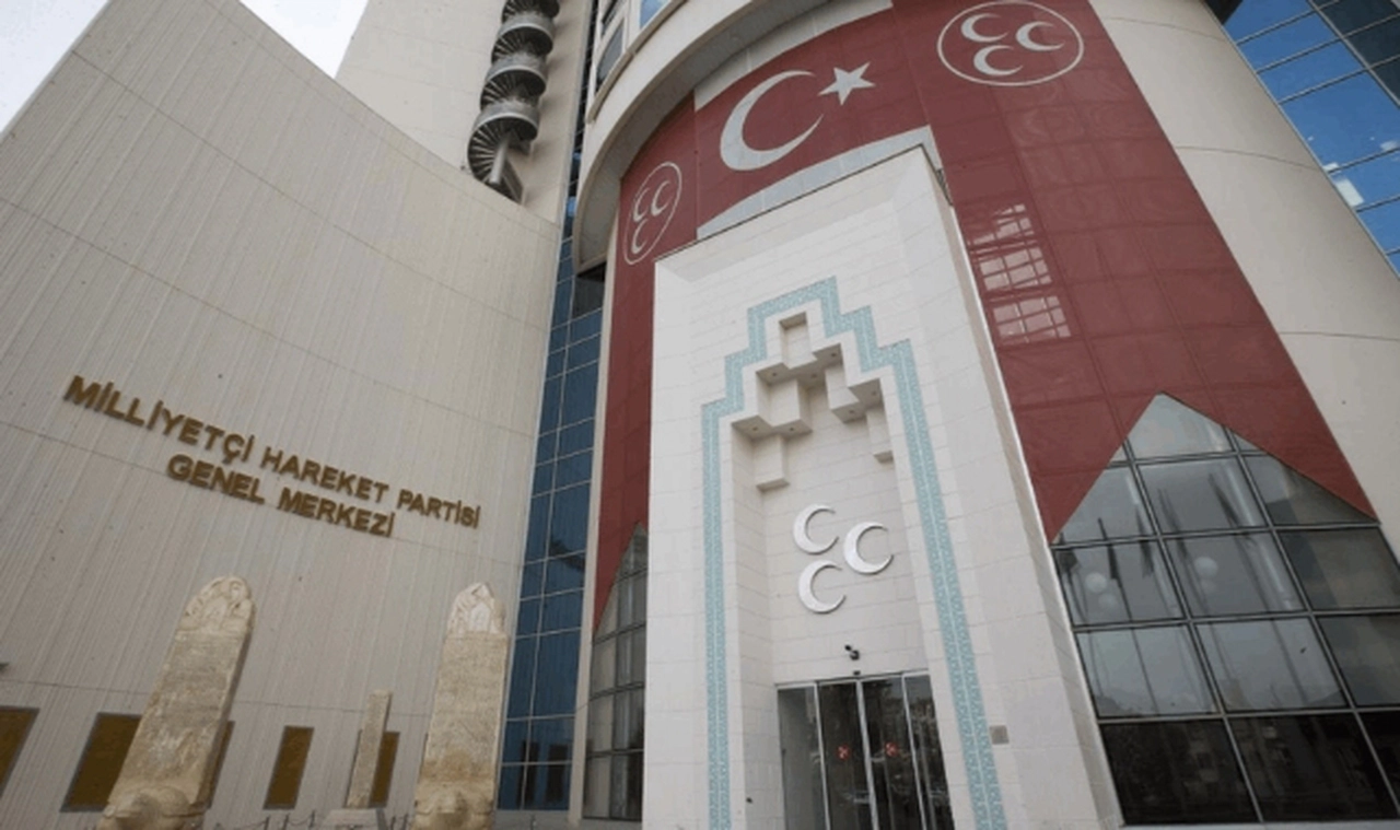 MHP'li Semih Yalçın: Aday adayı listelerimize sızma girişimi tespit ettik