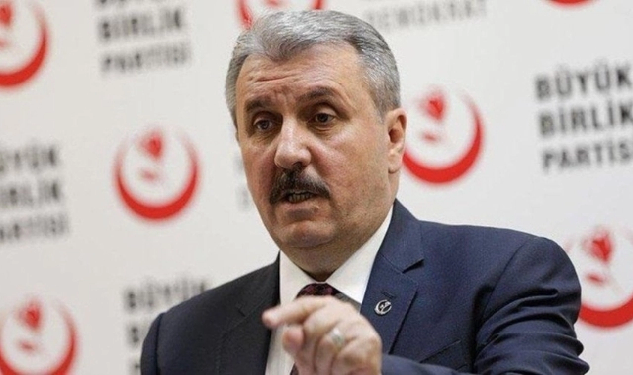BBP’nin milletvekili aday listesi YSK’ye sunuldu