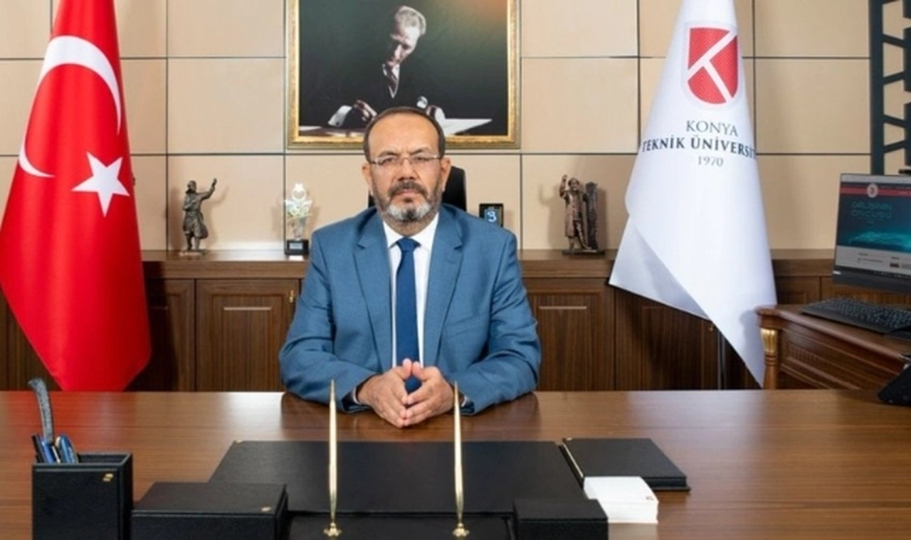 ‘Eğitimde eşitlik’ isteyen öğrencilere rektörden skandal yanıt