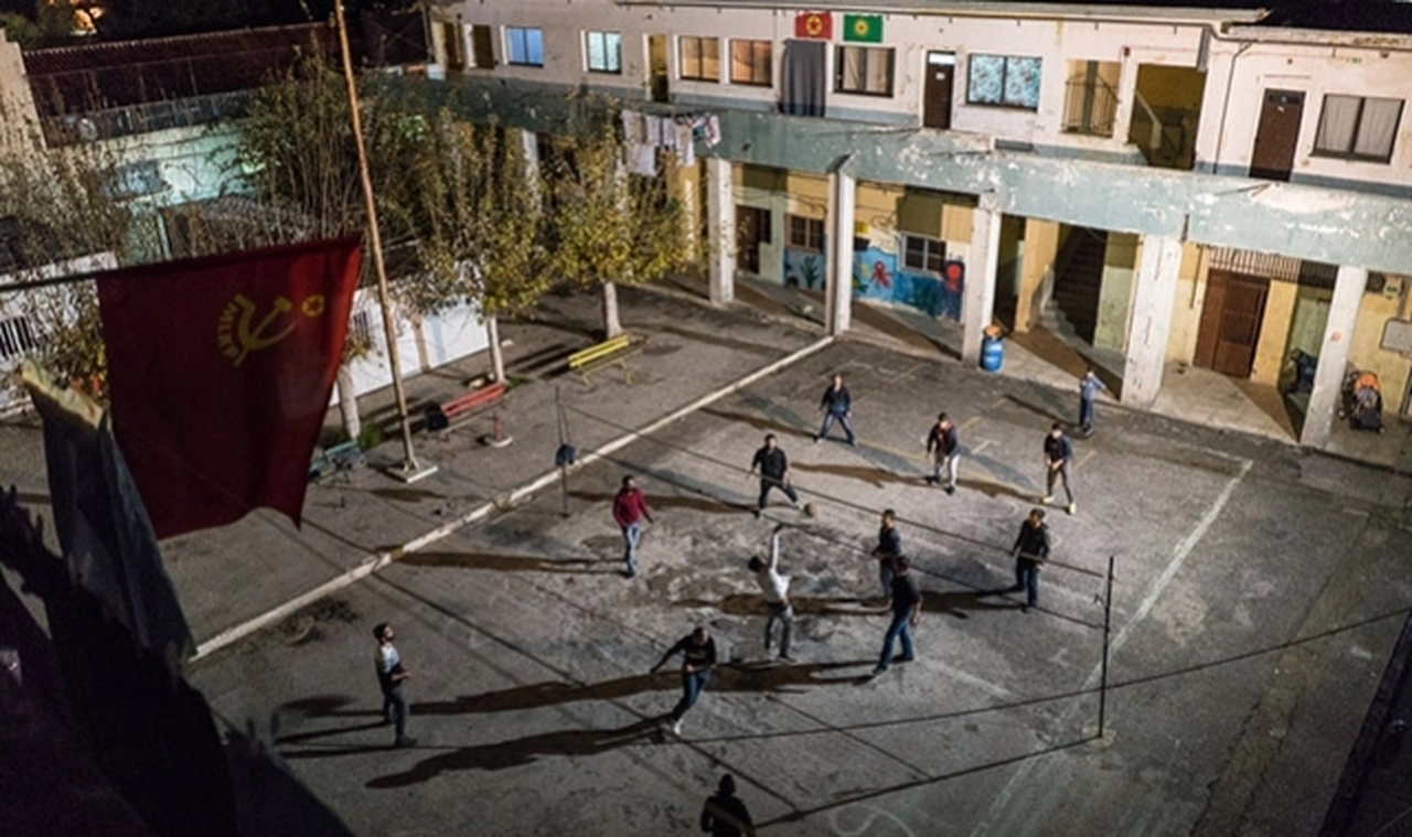 Lavrion Göçmen Kampı tarih oluyor
