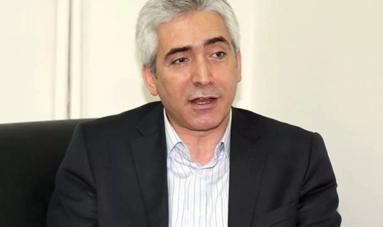 AK Parti adayı Galip Ensarioğlu: “Devlet, Öcalan ile sürekli görüşüyor ancak PKK silah bırakırsa yeni bir süreç kurgulanabilir”