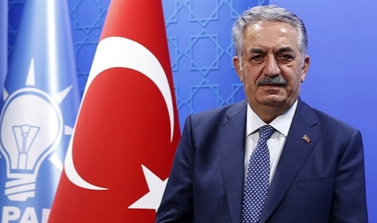 AK Partili Yazıcı'dan 'yeni anayasa' mesajı