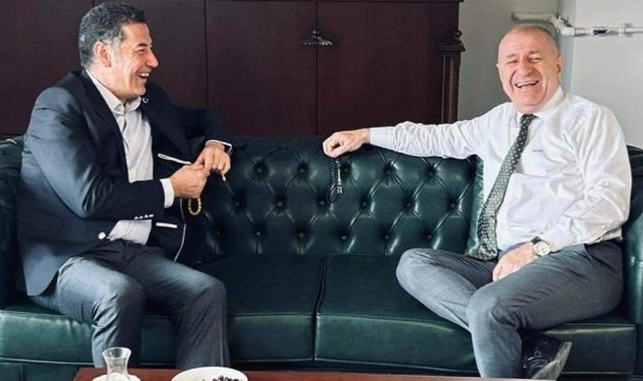 Bu fotoğrafla mesaj verdiler: Oğan ile Özdağ buluşup gündemi değerlendirdiler