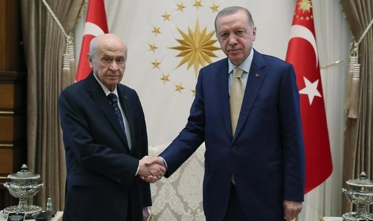 Erdoğan ile Bahçeli Saray'da bir araya geldi