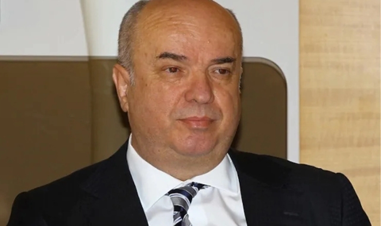 Fehmi Koru: Yarın yalnız cumhurbaşkanı seçmeyeceğiz, vereceğimiz oyla gelecek on yılları da belirleyeceğiz