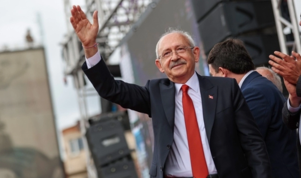 Kemal Kılıçdaroğlu'nun avukatı: Genel Başkanımız Halk TV'de canlı yayına hazır