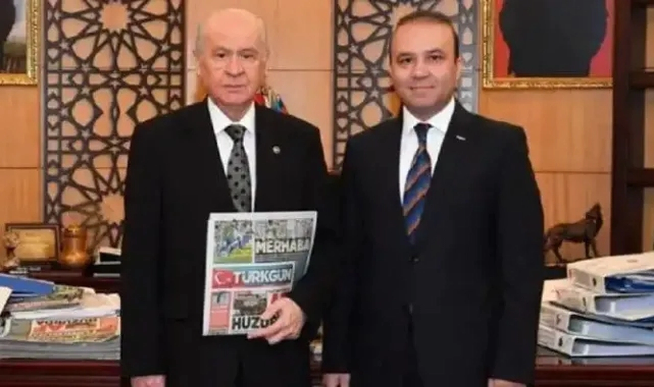 MHP'li isimden Hizbullah karşıtı slogan atan Fenerbahçe taraftarına: "Embesiller"