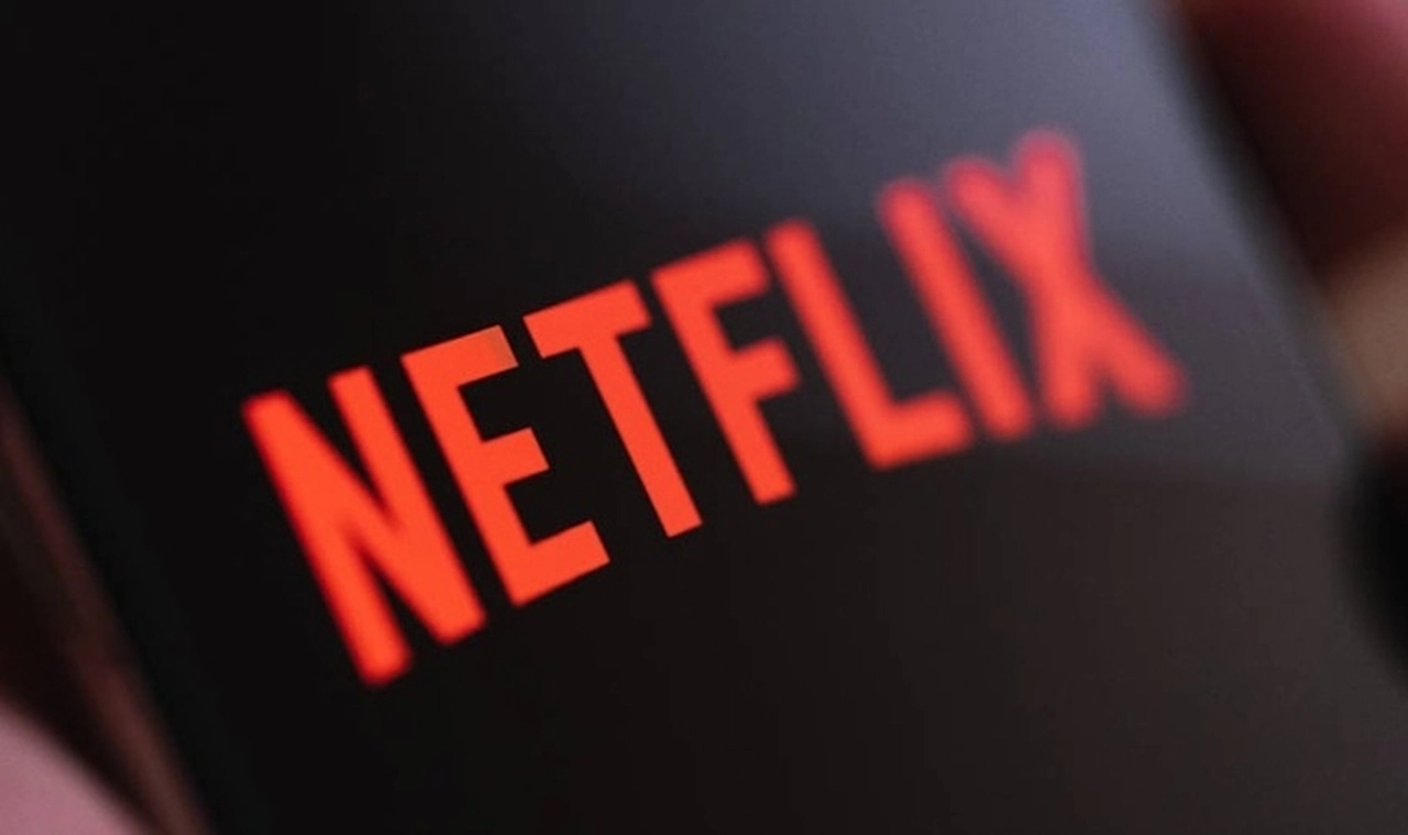 Netflix, hesap paylaşımı için ücret almaya başlıyor