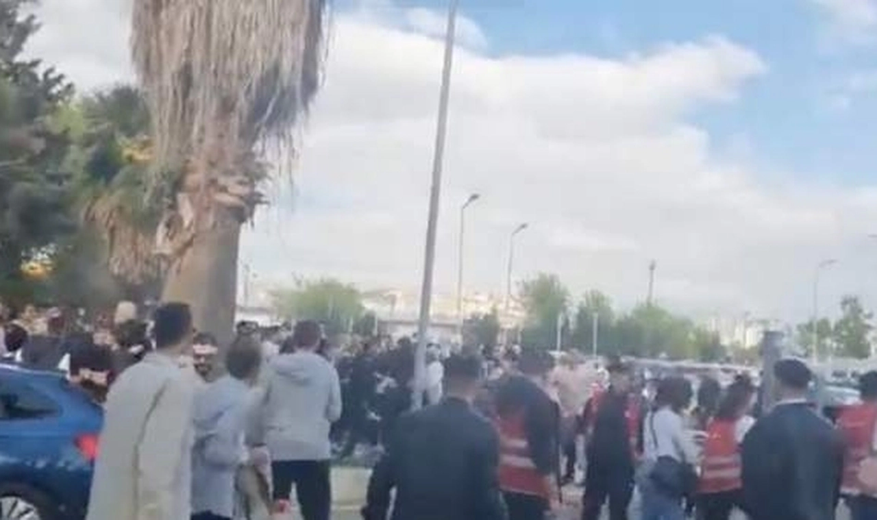 Pendik’te İmamoğlu’nun mitingi sonrası AKP’li ve CHP’li gençler arasında kavga
