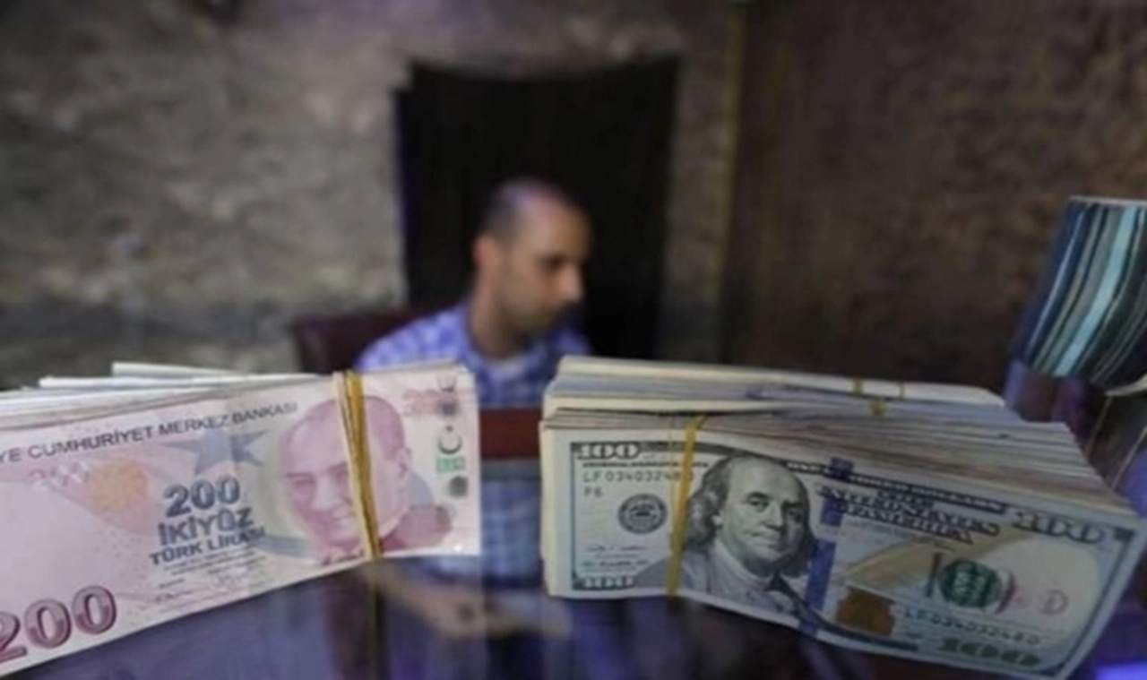 Seçimlerin ilk turunun ardından dolar TL'de yeni zirve!