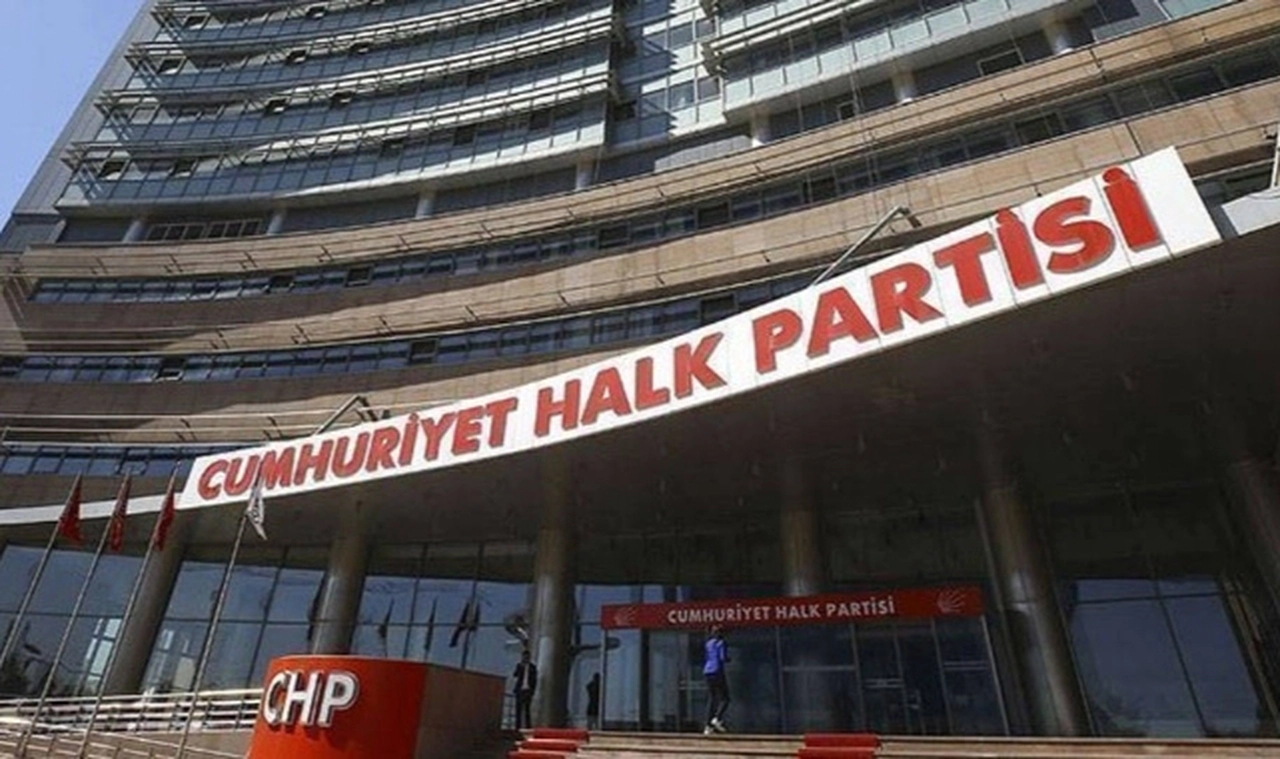 CHP'den anayasa değişikliği hakkında ilk açıklama: Otokratik yönetimi sonlandıracaksa katkı sağlarız