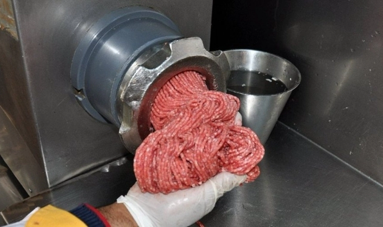 Kıyma çektirme fiyatına yüzde 100 zam