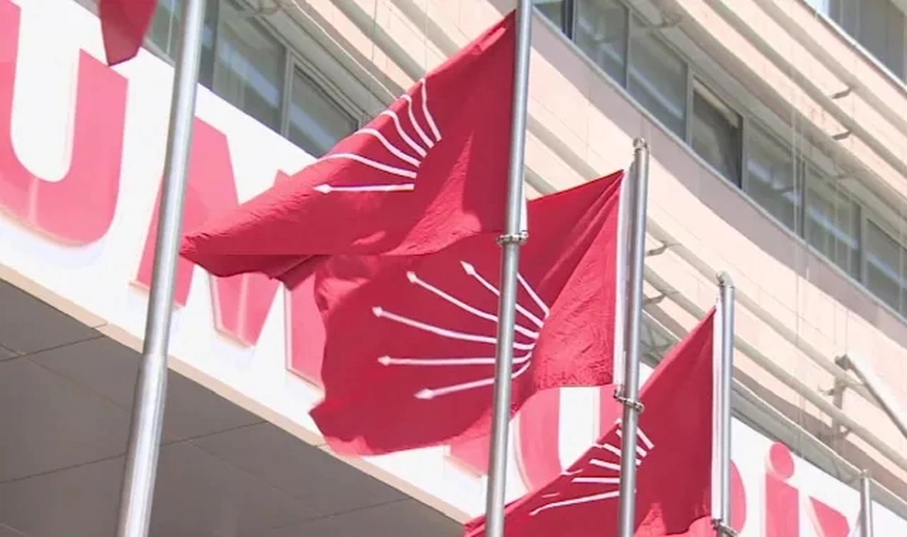Seçimlere 9 ay kala CHP'li belediyelerin üzerinde dolaşan hayalet kim? 'Artık konuşacağım...'