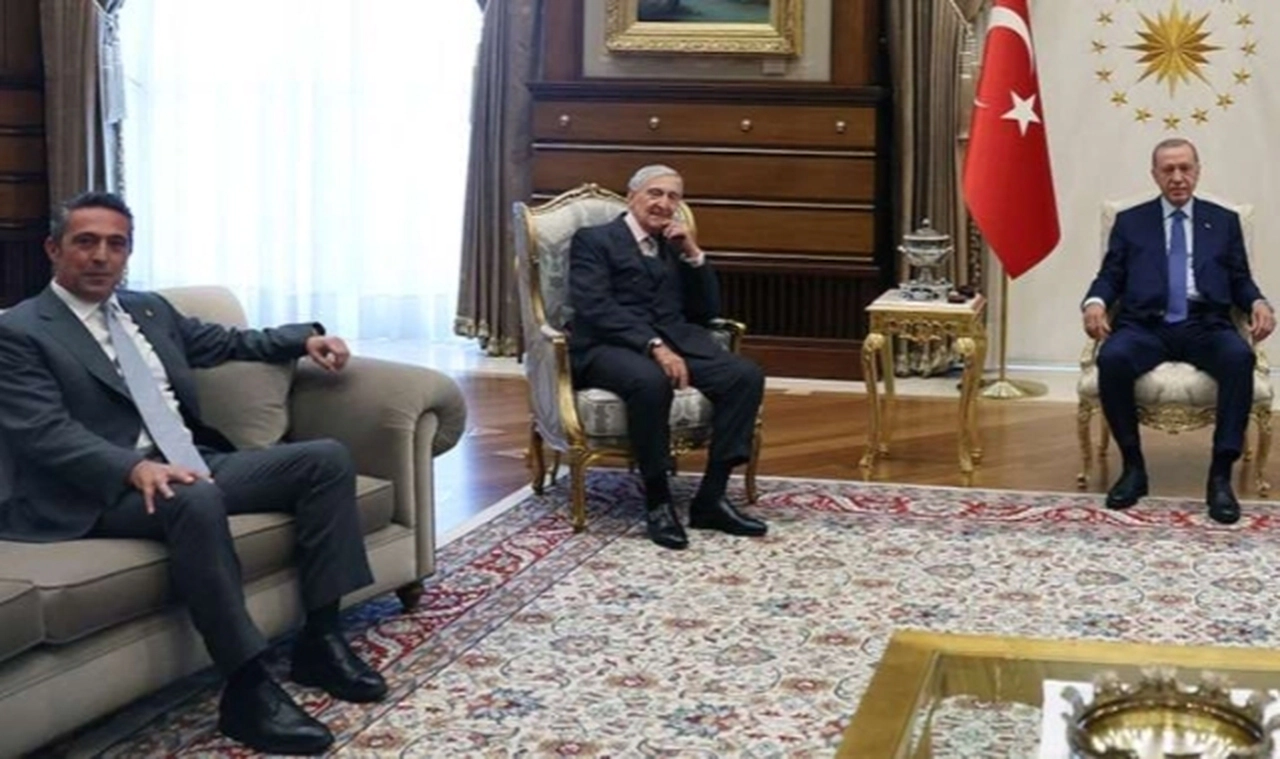 Cumhurbaşkanı Erdoğan, Rahmi Koç ve Ali Koç'u ağırladı