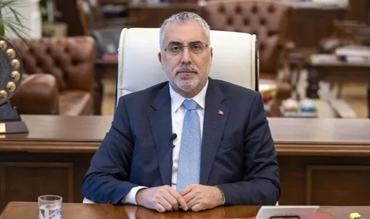 Memur zammına ikinci teklif öncesi Bakan Işıkhan, sendika başkanlarıyla buluştu