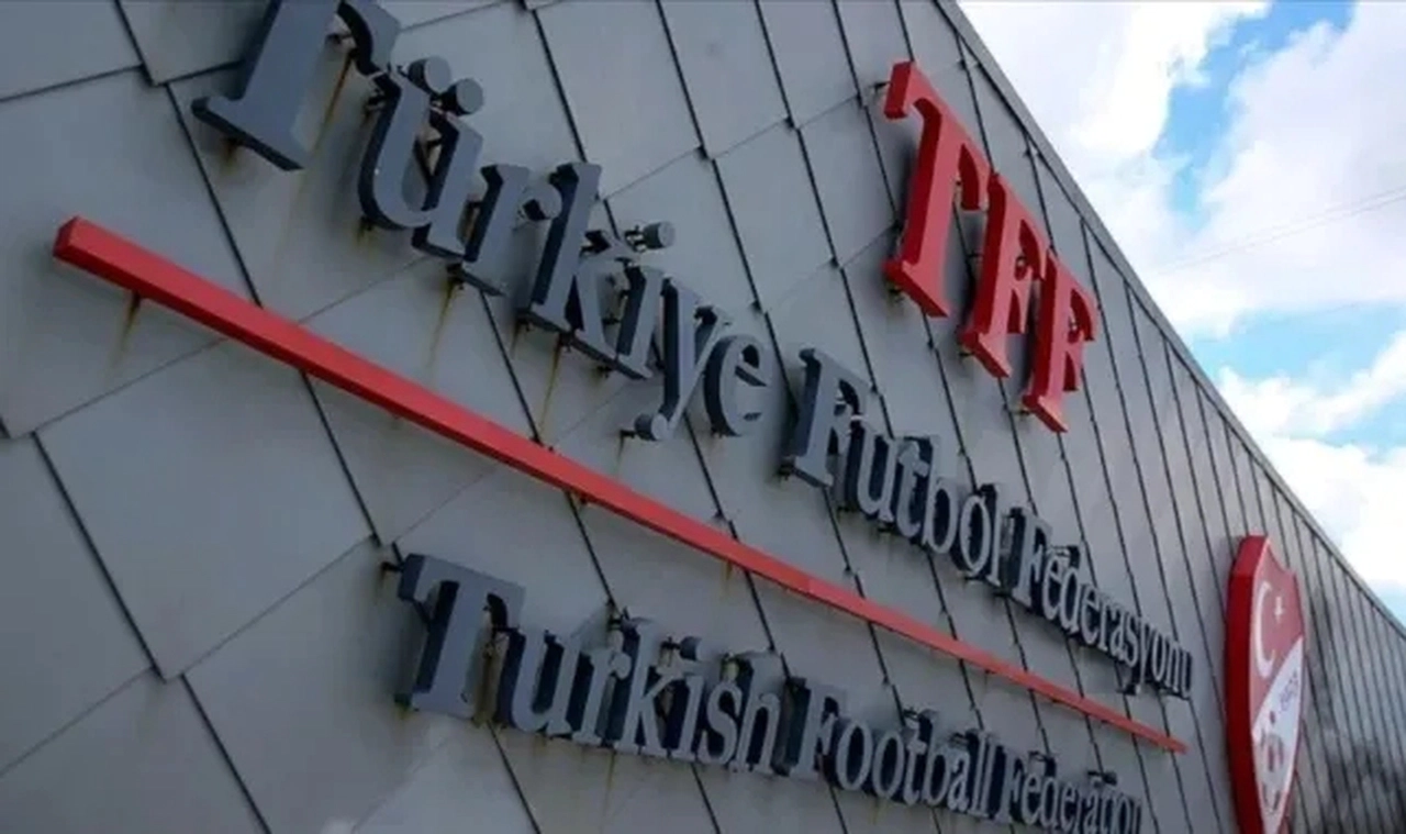 Süper Lig'den 3 kulüp PFDK'ye sevk edildi