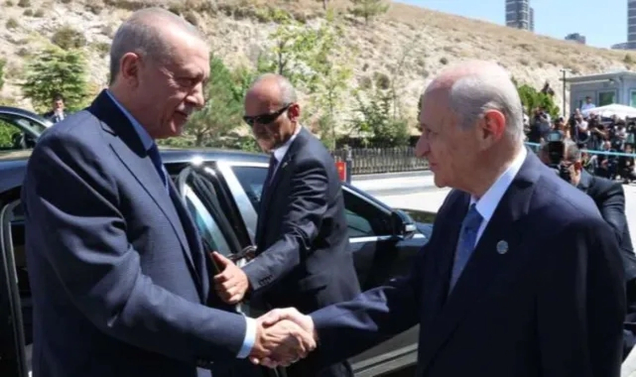 Sürpriz görüşme: Erdoğan, Bahçeli'yi Ankara'daki konutunda ziyaret etti