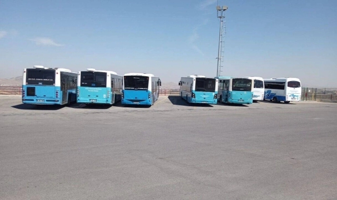 Ankara'da 'ücretsiz yolcu taşımama' krizi: 21 araç parka çekildi