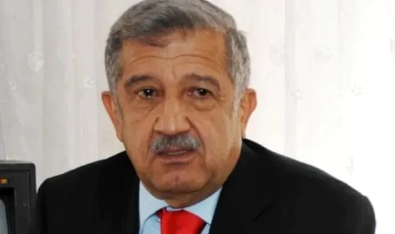 Antalya Demre'de eski belediye başkanı ölü bulundu