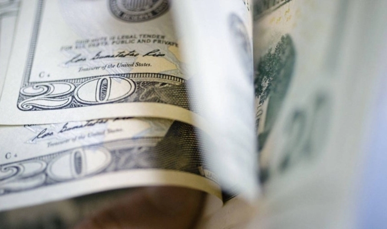 Dolar/TL'de yeni rekor: Tüm zamanların en yüksek seviyesinde!