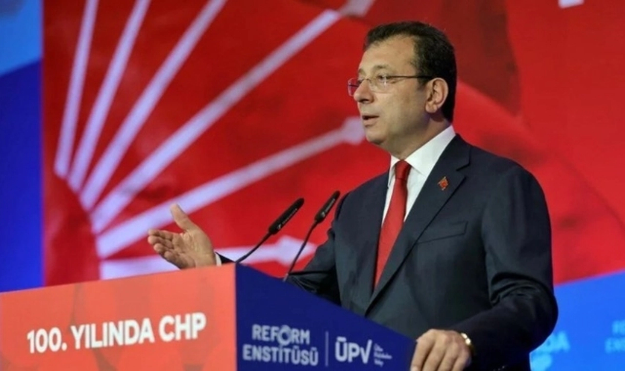 Ekrem İmamoğlu'ndan Özgür Özel'in adaylığına ilk yorum
