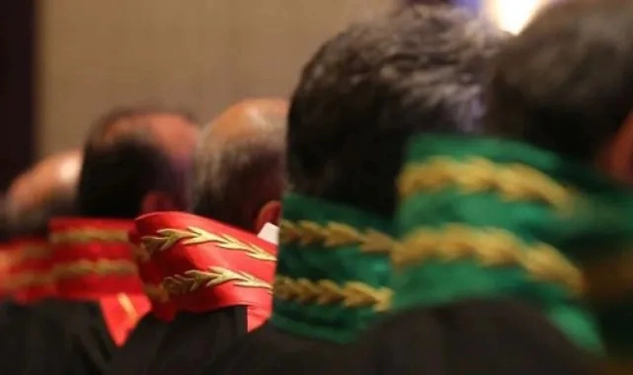 'FETÖ borsası' itirazı reddedildi, Savcı Bato'nun 'apoleti' sökülüyor