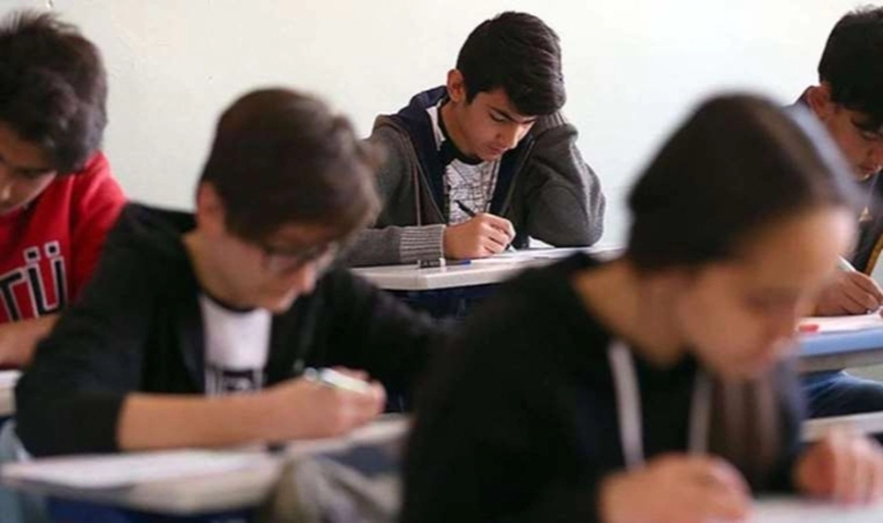 Lisede sınıf tekrarı geri geldi