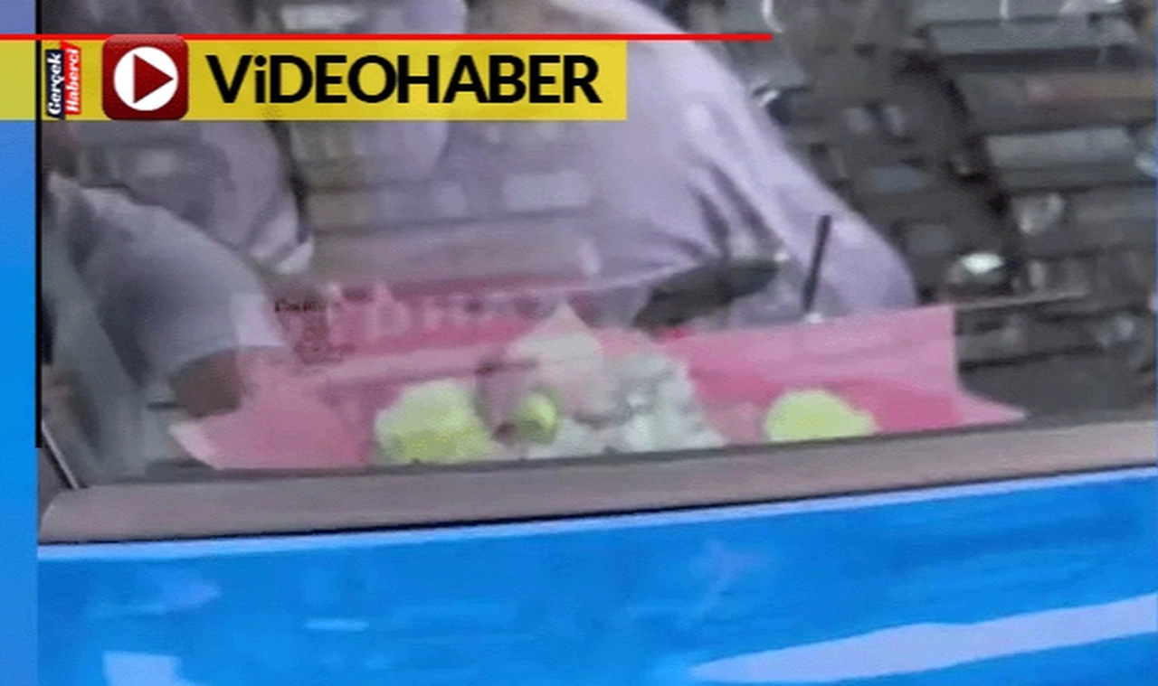 Sevgilisine her gün hediye alan kadın sosyal medyada gündem oldu