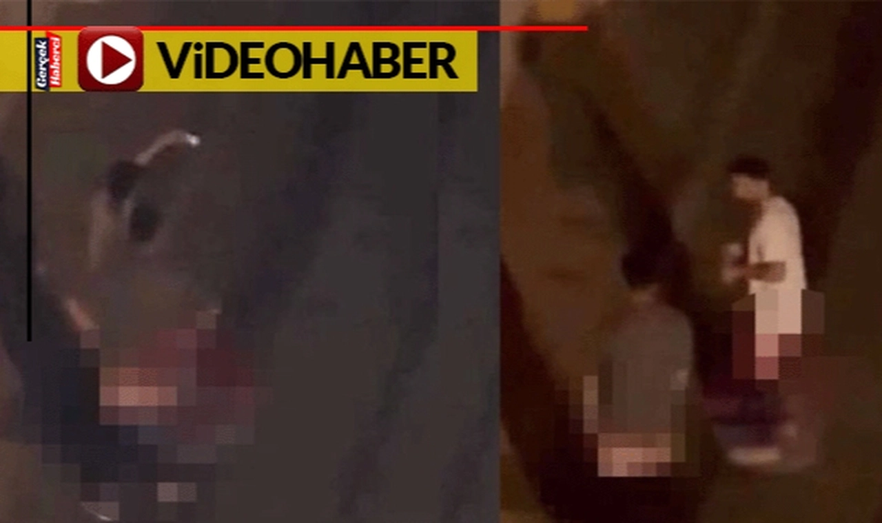 Taksim Camii'nin yan sokağında şortlarını indirip fotoğraf çeken iki şahıs yakalandı