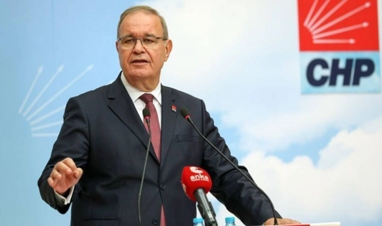 CHP Sözcüsü Öztrak'tan Özgür Özel'e yanıt: En iyi kendisinin bilmesi gerekir