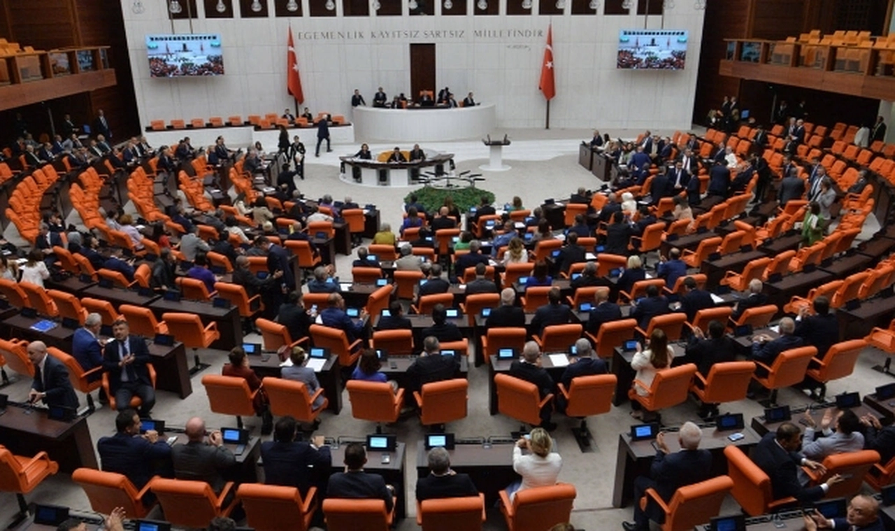 CHPli Taşkent; ”AKP iktidarında intihar oranları bir halk sağlığı sorunu noktasına gelmiştir”