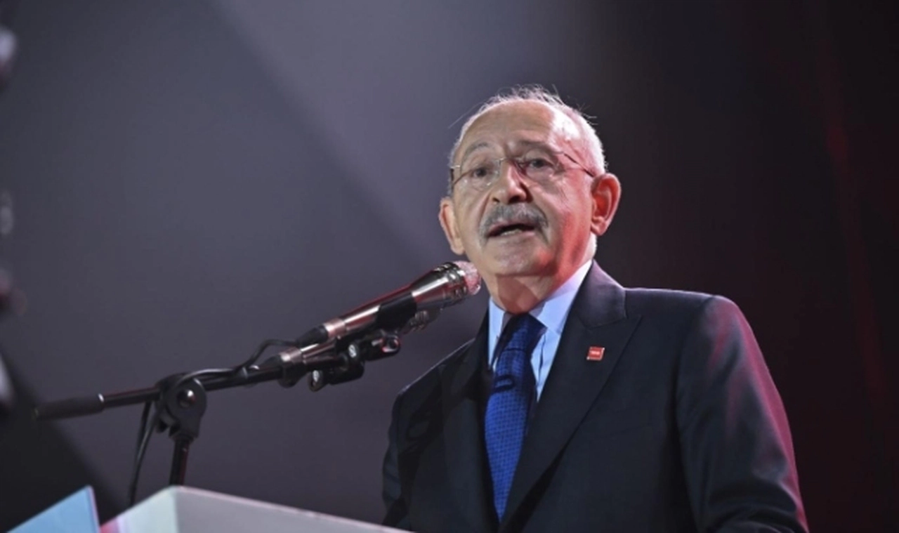 Kılıçdaroğlu'ndan "Meclis Başkanının yeni anayasa için randevu talebine ne cevap vereceksiniz?" sorusuna yanıt