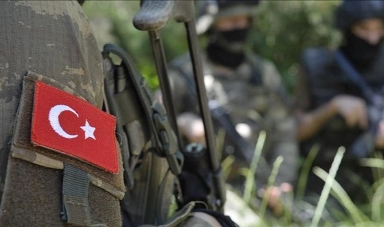 Pençe Harekatı bölgesinde bir asker şehit oldu